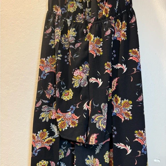 Black Floral Off-Shoulder Mini Dress - Picture 4 of 10